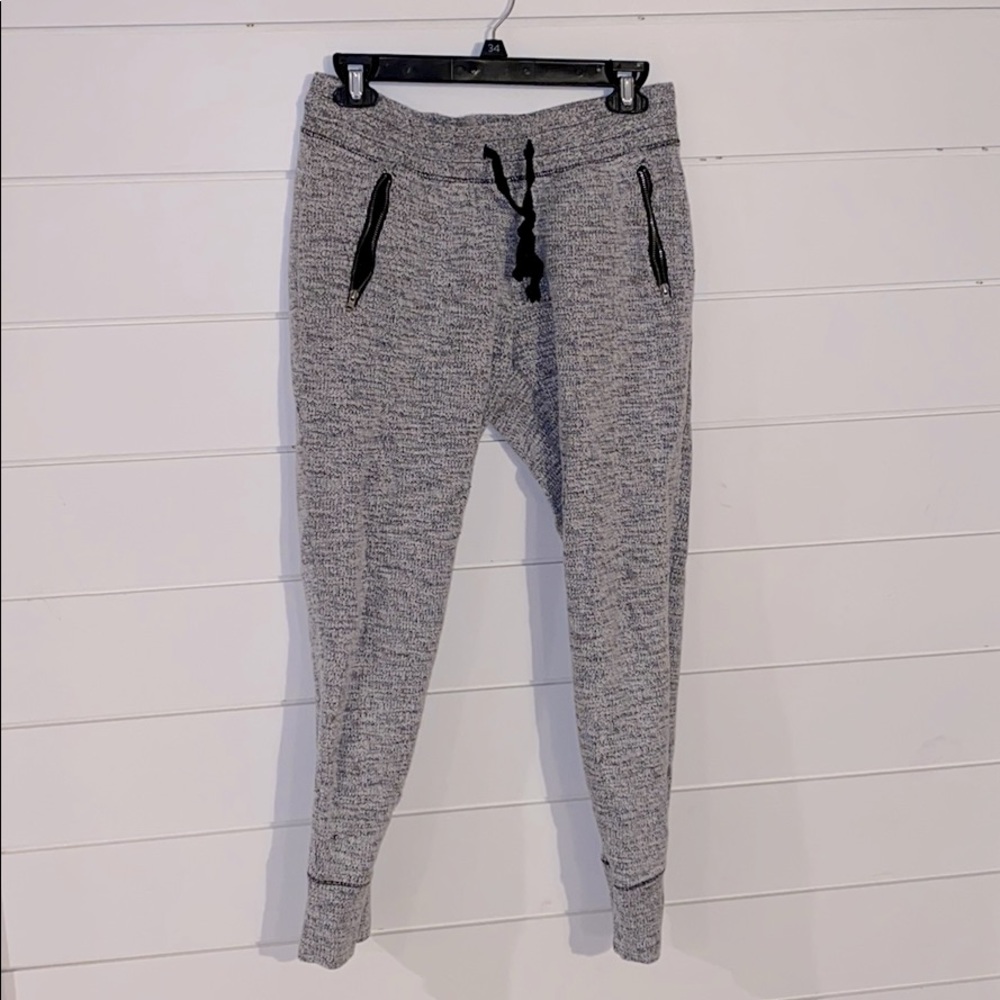 American eagle joggers
